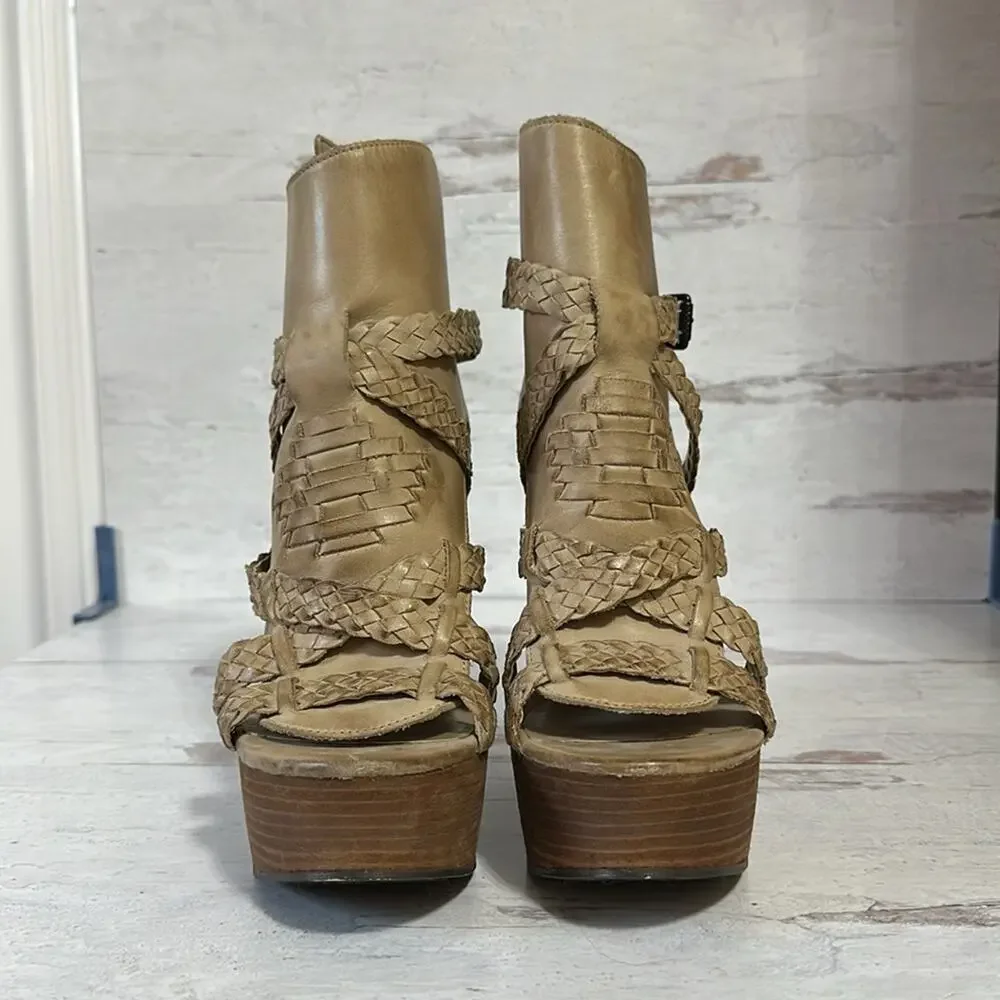 Mia Limited Edition Romanesque Wedge Sandal - Picture 2 of 8